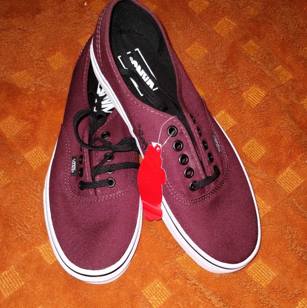 Vans Sneakers Size 9 Mens nwt
